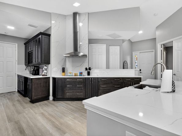 8070 Bellafiore Way, Boynton Beach FL 33472