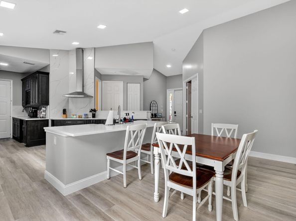 8070 Bellafiore Way, Boynton Beach FL 33472