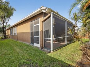 8070 Bellafiore Way, Boynton Beach FL 33472