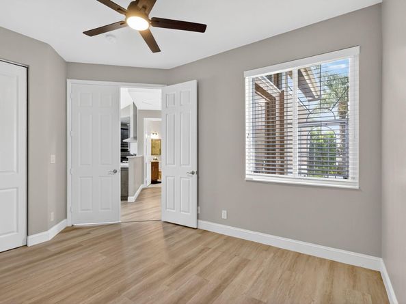 8070 Bellafiore Way, Boynton Beach FL 33472