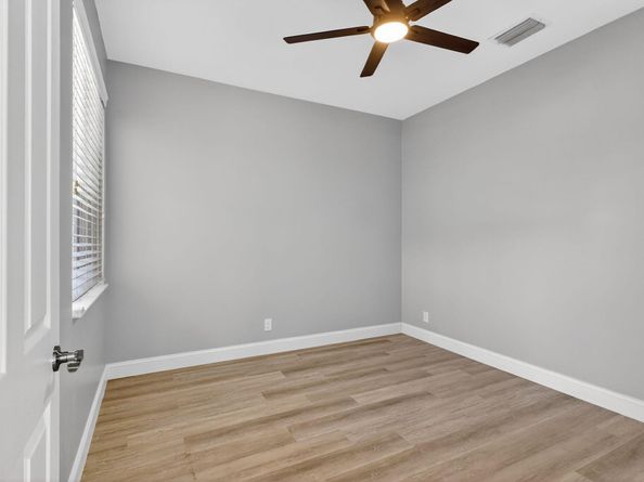 8070 Bellafiore Way, Boynton Beach FL 33472