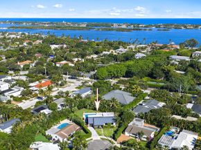 5402 Canyon Trail, West Palm Beach FL 33405