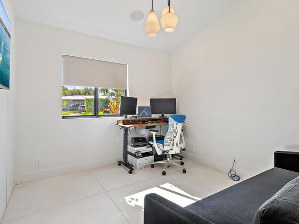 5402 Canyon Trail, West Palm Beach FL 33405