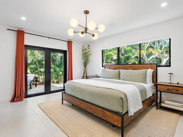 5402 Canyon Trail, West Palm Beach FL 33405