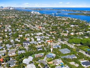 5402 Canyon Trail, West Palm Beach FL 33405