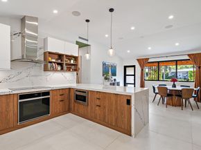 5402 Canyon Trail, West Palm Beach FL 33405