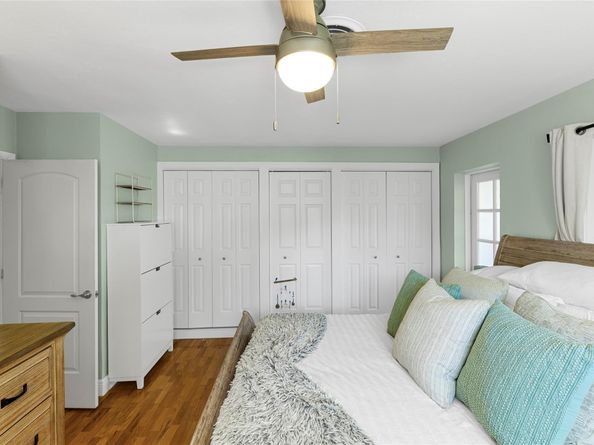 1310 SW 57th Ave, Plantation FL 33317