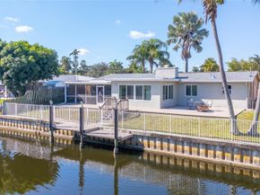 1310 SW 57th Ave, Plantation FL 33317