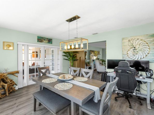 1310 SW 57th Ave, Plantation FL 33317