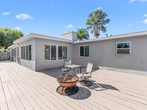 1310 SW 57th Ave, Plantation FL 33317