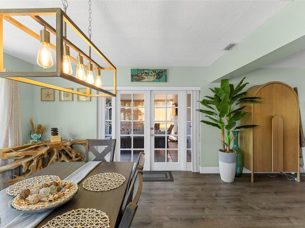 1310 SW 57th Ave, Plantation FL 33317