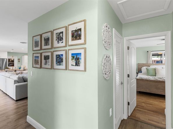 1310 SW 57th Ave, Plantation FL 33317