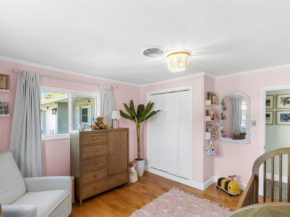 1310 SW 57th Ave, Plantation FL 33317