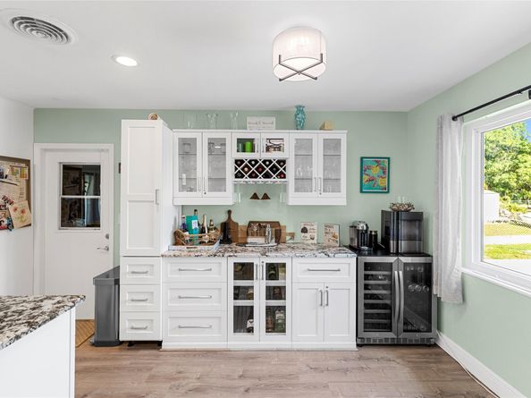 1310 SW 57th Ave, Plantation FL 33317