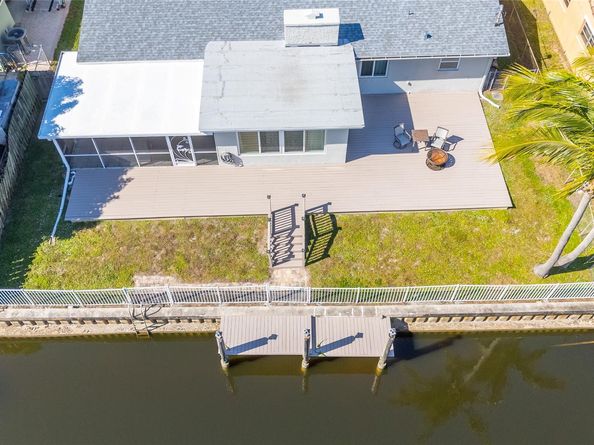 1310 SW 57th Ave, Plantation FL 33317