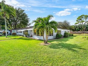 510 High Point Drive D, Delray Beach FL 33445