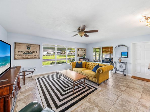 510 High Point Drive D, Delray Beach FL 33445