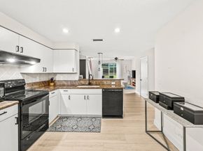 1588 Veracruz Lane 1588, Weston FL 33327