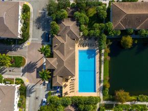 122 SW 7th Ct 122, Pompano Beach FL 33060