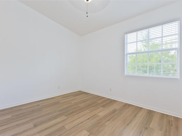 122 SW 7th Ct 122, Pompano Beach FL 33060