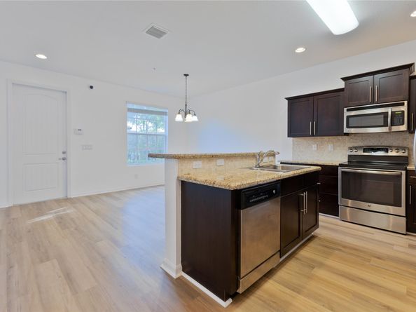 122 SW 7th Ct 122, Pompano Beach FL 33060