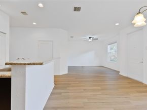 122 SW 7th Ct 122, Pompano Beach FL 33060