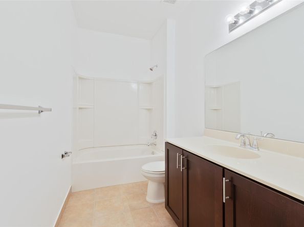 122 SW 7th Ct 122, Pompano Beach FL 33060