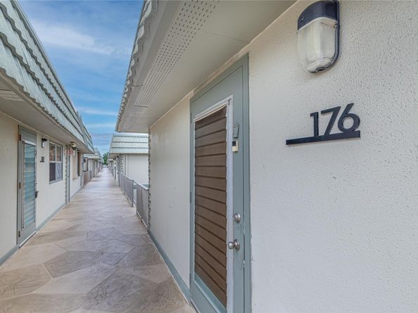 176 Monaco D 176, Delray Beach FL 33446