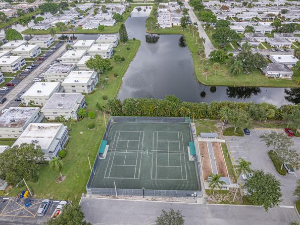 176 Monaco D 176, Delray Beach FL 33446