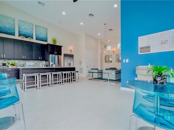 2900 NE 12th Ter 17, Oakland Park FL 33334