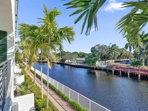 2900 NE 12th Ter 17, Oakland Park FL 33334