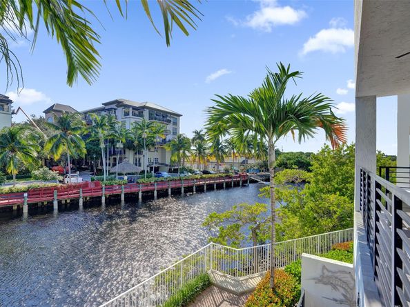 2900 NE 12th Ter 17, Oakland Park FL 33334