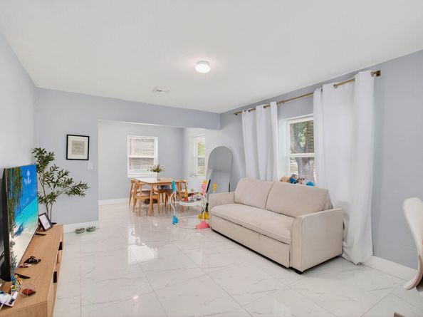 614 N E Street, Lake Worth Beach FL 33460