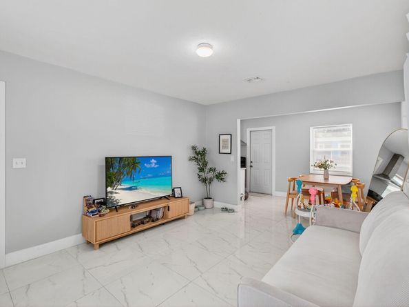 614 N E Street, Lake Worth Beach FL 33460