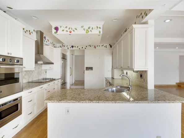 3040 NE 40th Street, Fort Lauderdale FL 33308