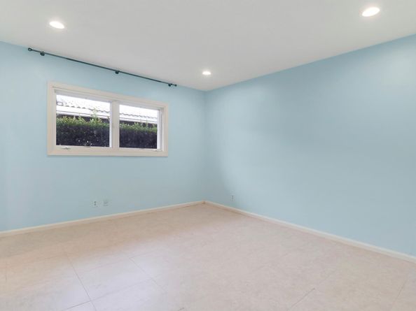 3040 NE 40th Street, Fort Lauderdale FL 33308