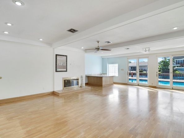 3040 NE 40th Street, Fort Lauderdale FL 33308