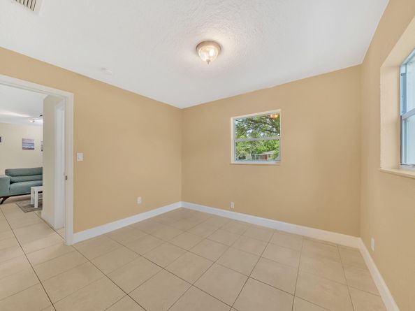 1412 NE 25th Ct, Pompano Beach FL 33064