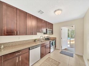 1412 NE 25th Ct, Pompano Beach FL 33064