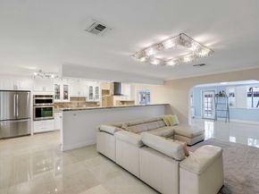 4220 NE 26th Terrace, Lighthouse Point FL 33064