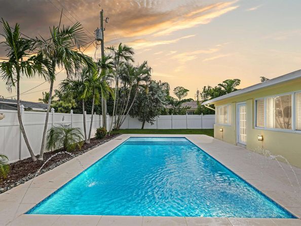 4220 NE 26th Terrace, Lighthouse Point FL 33064