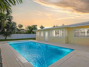 4220 NE 26th Terrace, Lighthouse Point FL 33064