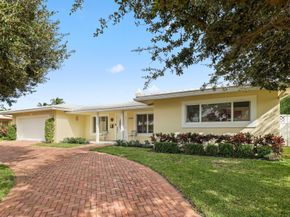 4220 NE 26th Terrace, Lighthouse Point FL 33064