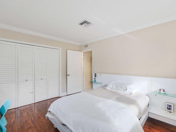 4220 NE 26th Terrace, Lighthouse Point FL 33064