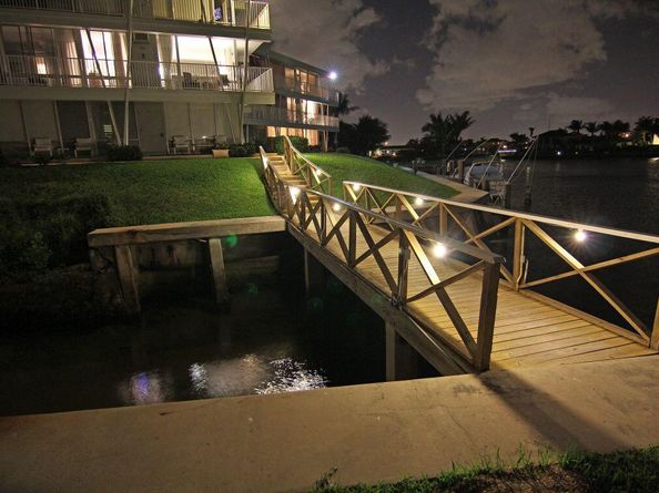 1221 Hillsboro Mile 18a, Hillsboro Beach FL 33062