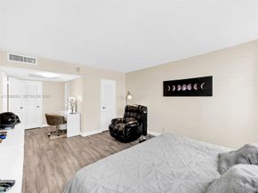 Undisclosed Address #A11896824, Hallandale Beach FL 33009