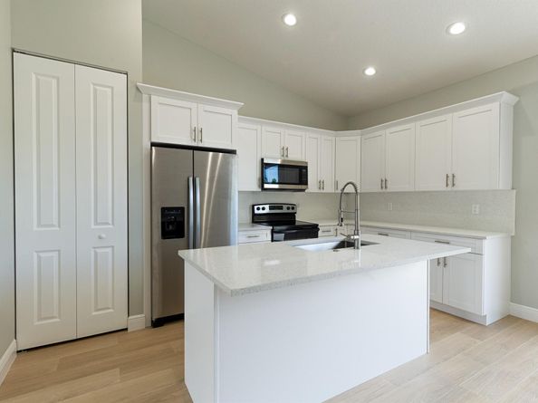 4084 Linda Lane, Palm Springs FL 33406