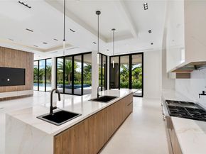 11750 NW 15th Street, Plantation FL 33323