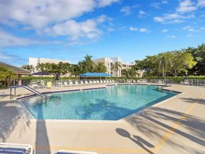 10368 NW 24th Pl 204, Sunrise FL 33322