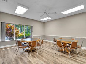 10368 NW 24th Pl 204, Sunrise FL 33322
